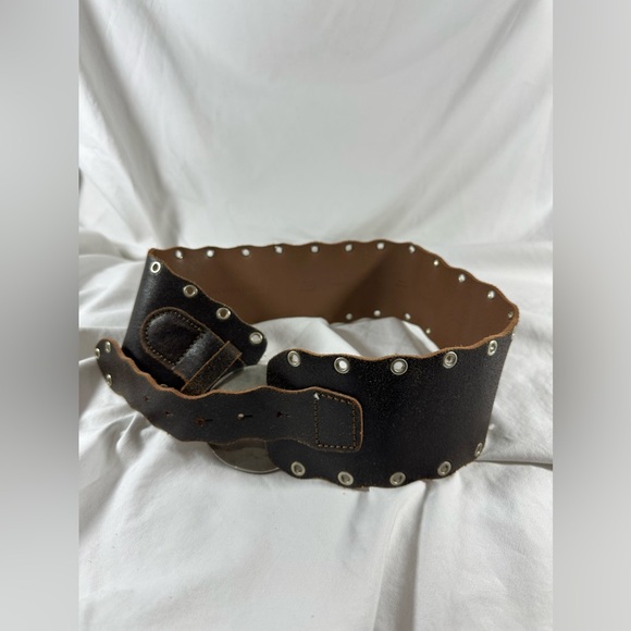 Genuine vintage ladies BANANA REPUBLIC brown leather belt small - Picture 5 of 10